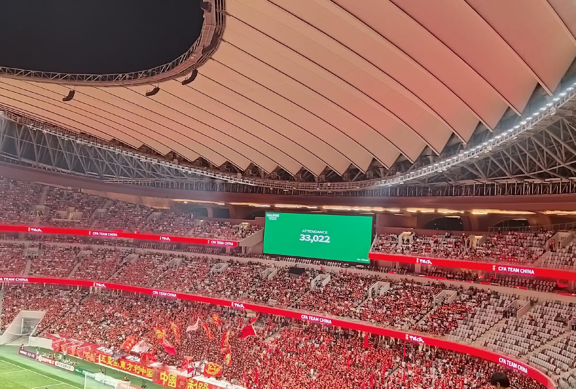 包含亚洲联赛冠军之争激情继续，强强对抗展现实力的词条